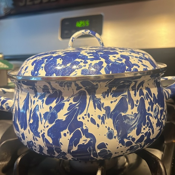 Golden Rabbit Swirl Enamel Collection - Picture 5 of 5